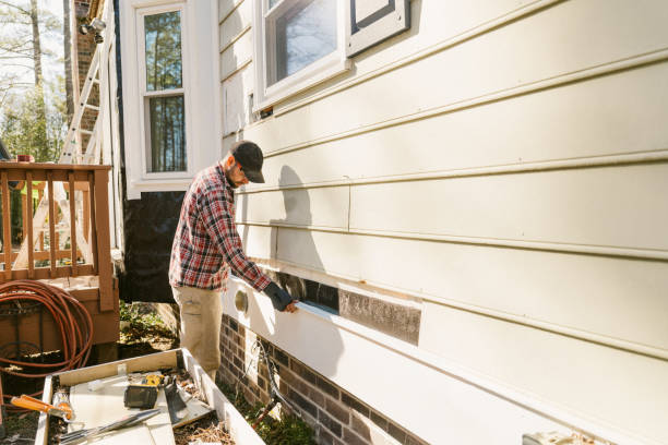 Trusted Emergency Siding Repair service in Sharon, PA - Creative Siding